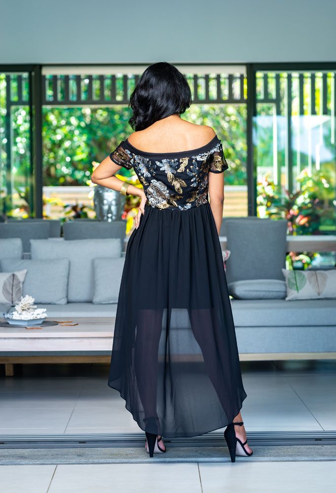 Robe à ourlet plongeant- pailletees en Bronze et Argent