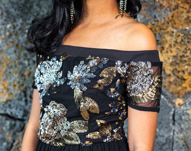 Robe à ourlet plongeant- pailletees en Bronze et Argent